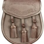 Sporrans-brown-leather-3-tassels-with-Celtic-Embossed-on-flap.jpg